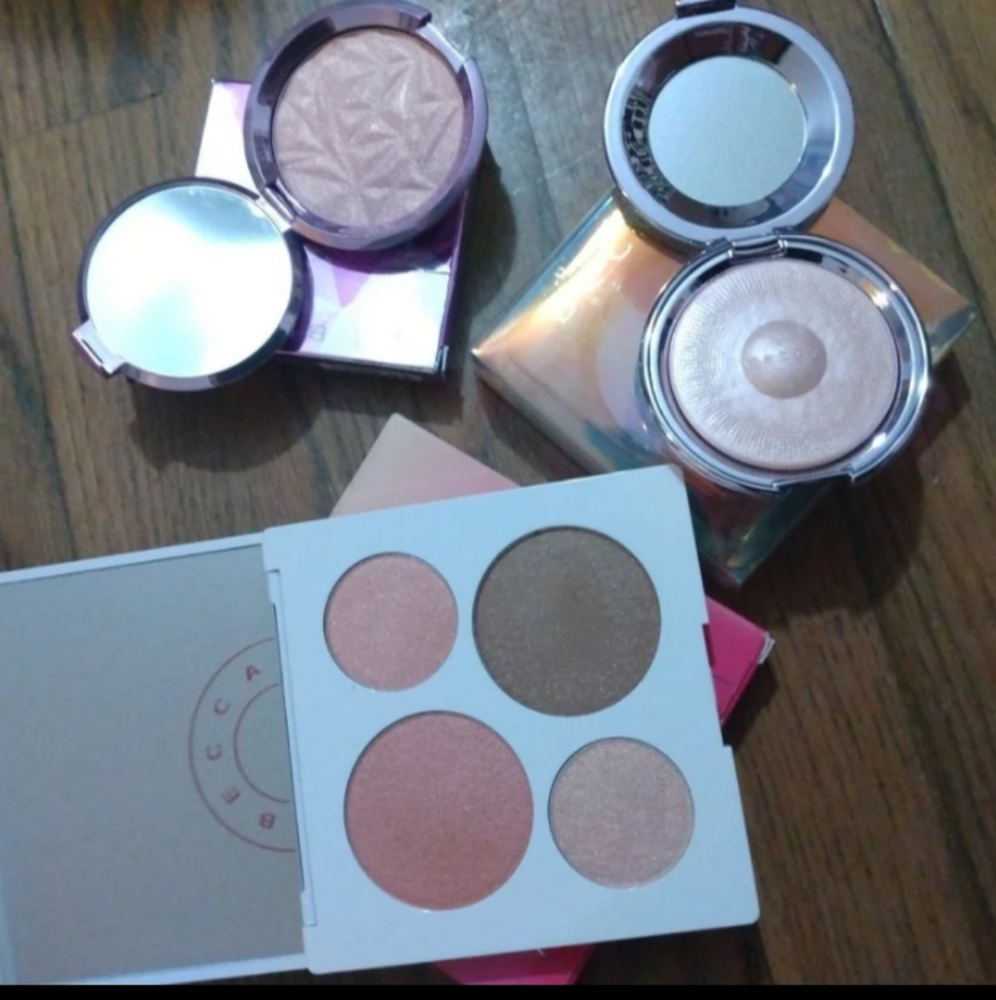Becca Ultimate Highlighter Bundle